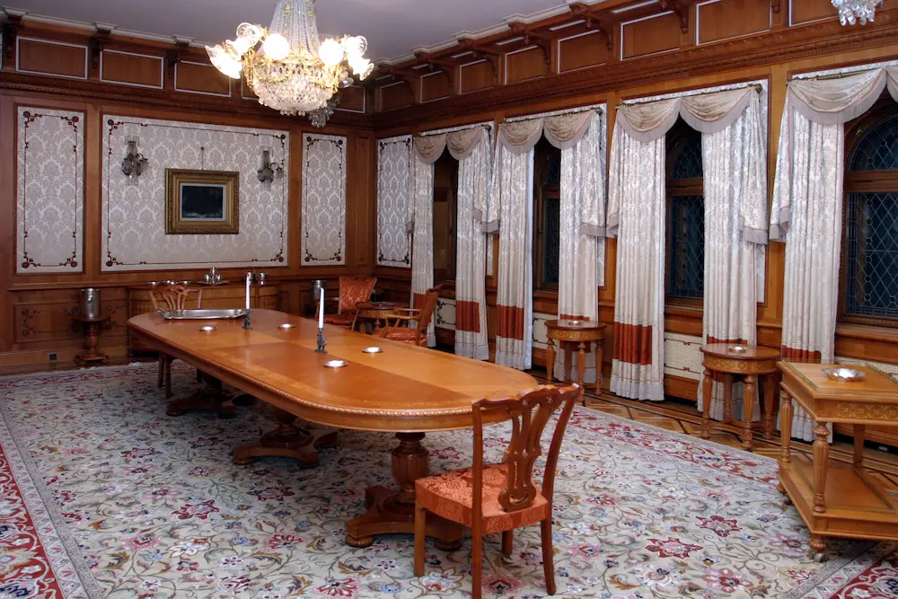 A Unique Art Nouveau Experience